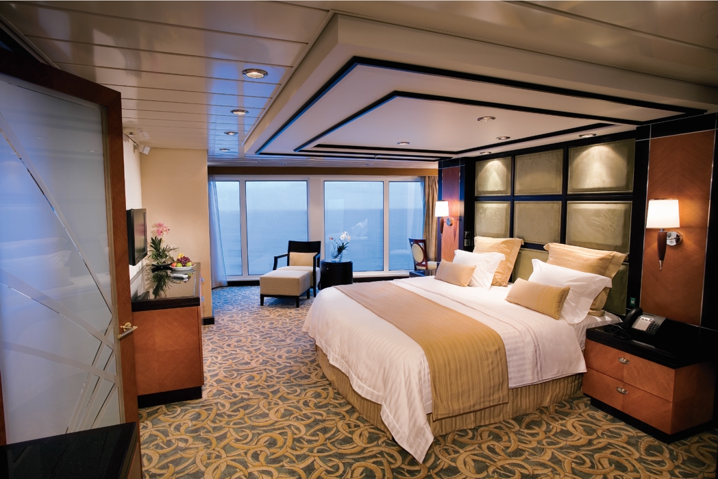 Royal Caribbean International Independence of the Seas freedom royal suite.jpg